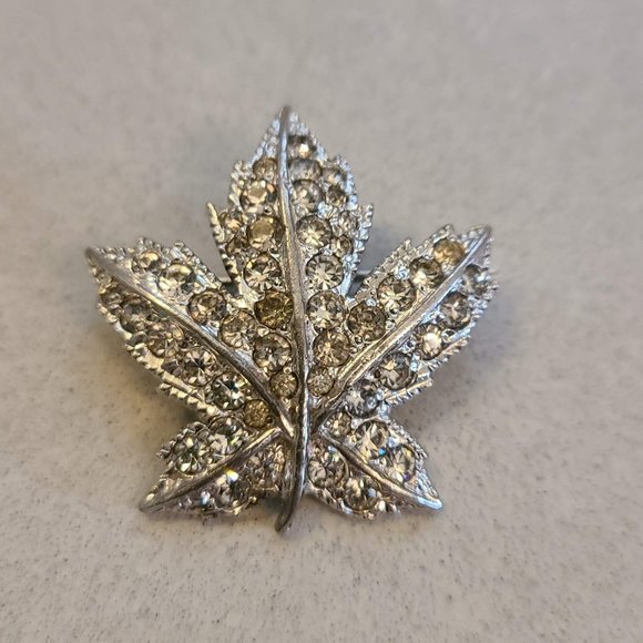 Silver Colored Maple Leaf Brooch with Rhinestones - Picture 1 of 8